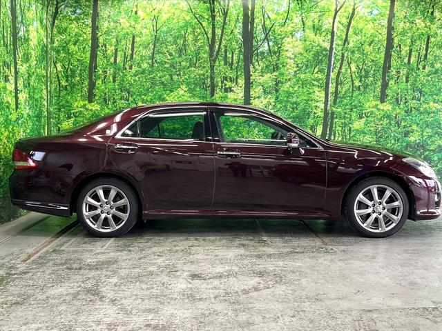 クラウン ３．５アスリート　サンルーフ　サイドカメラ　バックカメラ　レザーシート　全席シートヒーター　前席シートエアコン　全席パワーシート　コーナーセンサー　スマートキー　ＨＩＤヘッド　ビルトインＥＴＣ　クルコン　オートライト（41枚目）