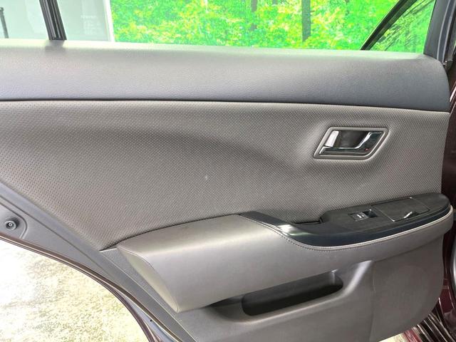 クラウン ３．５アスリート　サンルーフ　サイドカメラ　バックカメラ　レザーシート　全席シートヒーター　前席シートエアコン　全席パワーシート　コーナーセンサー　スマートキー　ＨＩＤヘッド　ビルトインＥＴＣ　クルコン　オートライト（44枚目）