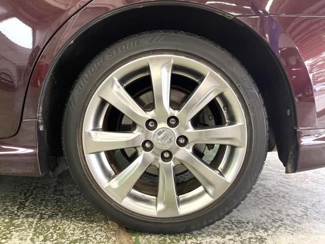 クラウン ３．５アスリート　サンルーフ　サイドカメラ　バックカメラ　レザーシート　全席シートヒーター　前席シートエアコン　全席パワーシート　コーナーセンサー　スマートキー　ＨＩＤヘッド　ビルトインＥＴＣ　クルコン　オートライト（47枚目）