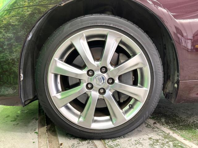 クラウン ３．５アスリート　サンルーフ　サイドカメラ　バックカメラ　レザーシート　全席シートヒーター　前席シートエアコン　全席パワーシート　コーナーセンサー　スマートキー　ＨＩＤヘッド　ビルトインＥＴＣ　クルコン　オートライト（49枚目）