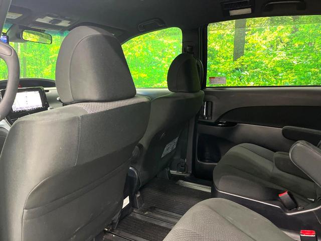 エスティマ アエラス　フルエアロ　両側電動ドア　ＳＤナビ　後席モニター　バックカメラ　衝突被害軽減システム　コーナーセンサー　ＬＥＤヘッド　ビルトインＥＴＣ　クルコン　車線逸脱警報　オートライト　デュアルエアコン（36枚目）