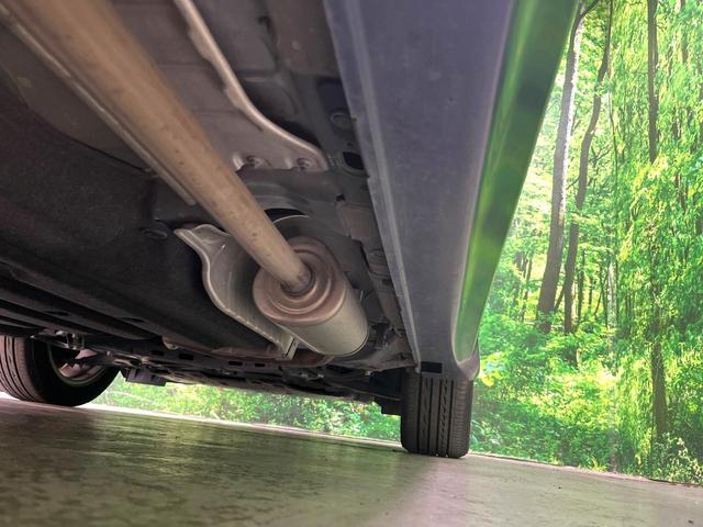 ヴェゼル ハイブリッドＺ・ホンダセンシング　バックカメラ　レーダークルーズ　コーナーセンサー　スマートキー　ＬＥＤヘッド　ビルトインＥＴＣ　純正１７インチアルミ　オートライト　オートエアコン　Ｂｌｕｅｔｏｏｔｈ　ＣＤ　地デジ　ＬＥＤフォグ（21枚目）