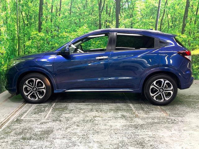 ヴェゼル ハイブリッドＺ・ホンダセンシング　バックカメラ　レーダークルーズ　コーナーセンサー　スマートキー　ＬＥＤヘッド　ビルトインＥＴＣ　純正１７インチアルミ　オートライト　オートエアコン　Ｂｌｕｅｔｏｏｔｈ　ＣＤ　地デジ　ＬＥＤフォグ（26枚目）