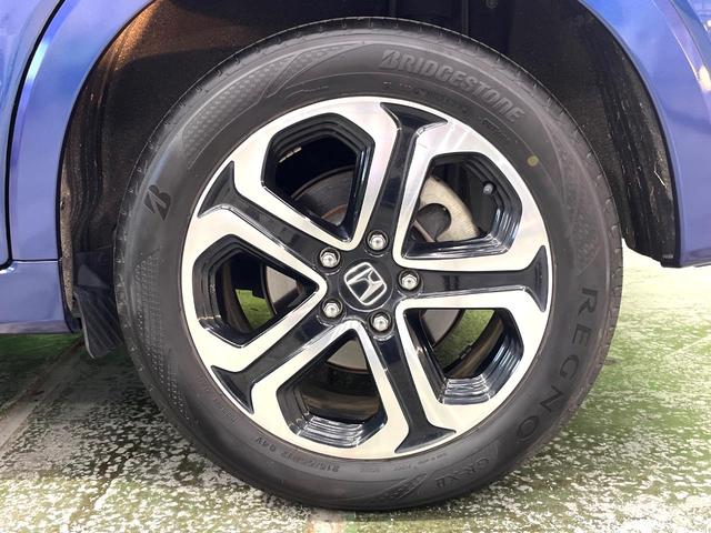 ヴェゼル ハイブリッドＺ・ホンダセンシング　バックカメラ　レーダークルーズ　コーナーセンサー　スマートキー　ＬＥＤヘッド　ビルトインＥＴＣ　純正１７インチアルミ　オートライト　オートエアコン　Ｂｌｕｅｔｏｏｔｈ　ＣＤ　地デジ　ＬＥＤフォグ（29枚目）