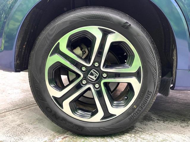 ヴェゼル ハイブリッドＺ・ホンダセンシング　バックカメラ　レーダークルーズ　コーナーセンサー　スマートキー　ＬＥＤヘッド　ビルトインＥＴＣ　純正１７インチアルミ　オートライト　オートエアコン　Ｂｌｕｅｔｏｏｔｈ　ＣＤ　地デジ　ＬＥＤフォグ（31枚目）