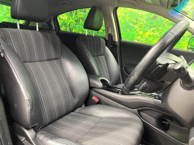 ヴェゼル ハイブリッドＺ・ホンダセンシング　バックカメラ　レーダークルーズ　コーナーセンサー　スマートキー　ＬＥＤヘッド　ビルトインＥＴＣ　純正１７インチアルミ　オートライト　オートエアコン　Ｂｌｕｅｔｏｏｔｈ　ＣＤ　地デジ　ＬＥＤフォグ（53枚目）