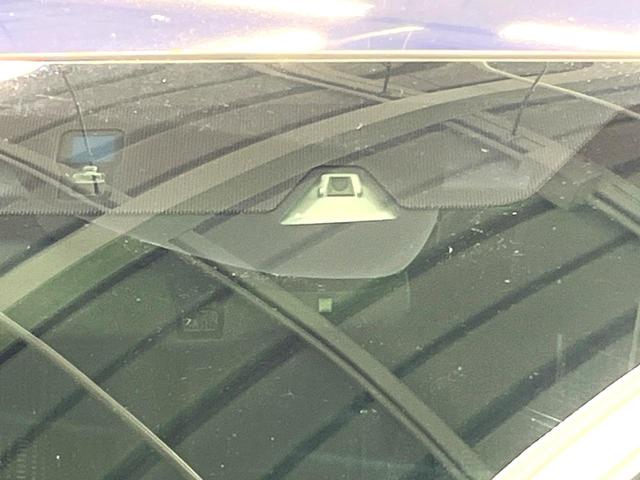 ヴェゼル ハイブリッドＺ・ホンダセンシング　バックカメラ　レーダークルーズ　コーナーセンサー　スマートキー　ＬＥＤヘッド　ビルトインＥＴＣ　純正１７インチアルミ　オートライト　オートエアコン　Ｂｌｕｅｔｏｏｔｈ　ＣＤ　地デジ　ＬＥＤフォグ（56枚目）