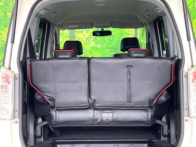 ステップワゴンスパーダ Ｓ　電動スライドドア　バックカメラ　ＨＩＤヘッド　ビルトインＥＴＣ　オートライト　デュアルエアコン　ＣＤ　ＤＶＤ再生　地デジ　パドルシフト（36枚目）