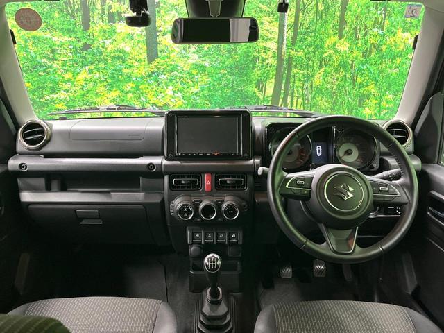 ジムニー ＸＣ　４ＷＤ　ＭＴ車　バックカメラ　衝突被害軽減システム　スマートキー　ＬＥＤヘッド　ＥＴＣ　クルコン　純正１６インチアルミ　オートハイビーム　車線逸脱警報　オートライト　オートエアコン　ＣＤ　ＤＶＤ再生（2枚目）