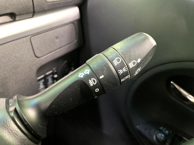 タント カスタムＲＳ　トップエディションＳＡＩＩＩ　両側電動ドア　バックカメラ　衝突被害軽減システム　ハーフレザーシート　シートヒーター　スマートキー　ＬＥＤヘッド　ＥＴＣ　純正１５インチアルミ　オートハイビーム　車線逸脱警報　オートライト（23枚目）