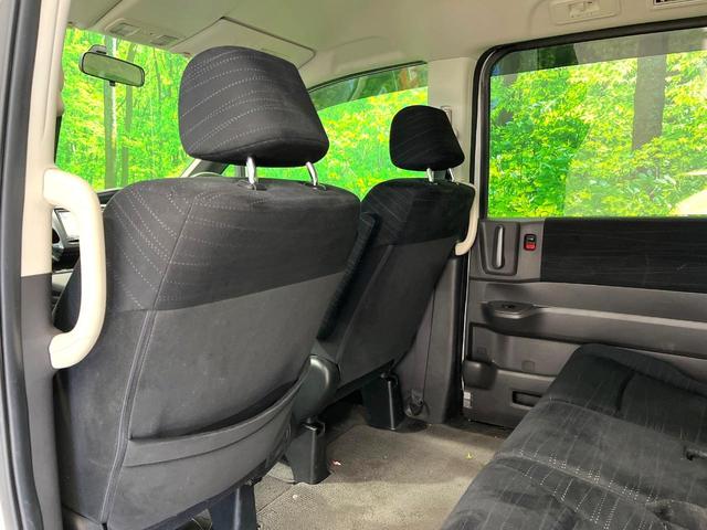 ステップワゴン Ｇ　ＨＩＤエディション　両側電動ドア　純正ＨＤＤナビ　バックカメラ　ＨＩＤヘッド　ビルトインＥＴＣ　オートライト　デュアルエアコン　ＣＤ　ＤＶＤ再生　地デジ（31枚目）