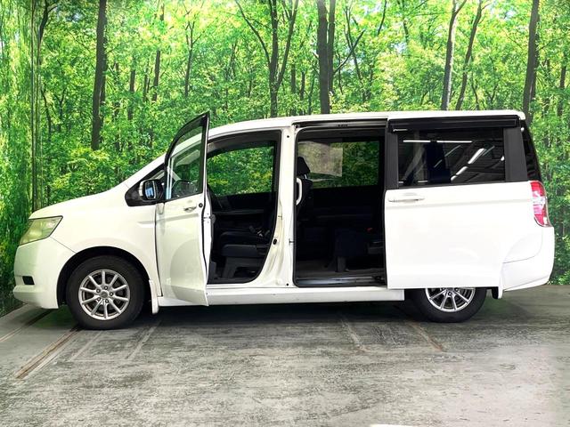 ステップワゴン Ｇ　ＨＩＤエディション　両側電動ドア　純正ＨＤＤナビ　バックカメラ　ＨＩＤヘッド　ビルトインＥＴＣ　オートライト　デュアルエアコン　ＣＤ　ＤＶＤ再生　地デジ（39枚目）