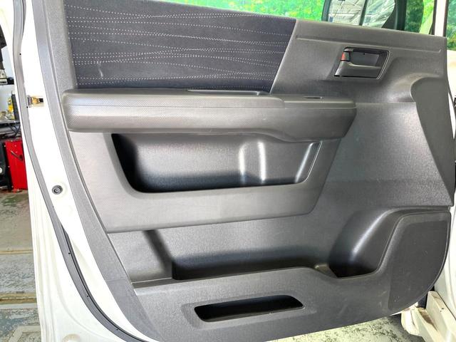 ステップワゴン Ｇ　ＨＩＤエディション　両側電動ドア　純正ＨＤＤナビ　バックカメラ　ＨＩＤヘッド　ビルトインＥＴＣ　オートライト　デュアルエアコン　ＣＤ　ＤＶＤ再生　地デジ（43枚目）