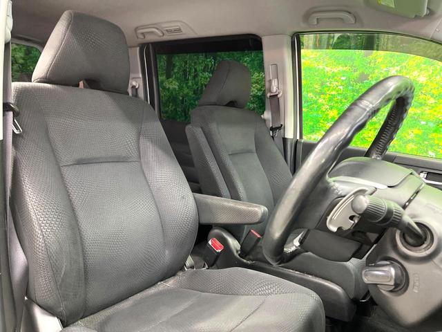 ステップワゴンスパーダ パワーエディション 両側電動ドア 純正SDナビ バックカメラ HIDヘッド ビルトインETC 純正16インチアルミ オートライト デュアルエアコン CD DVD再生 フルセグ パドルシフト(9枚目)