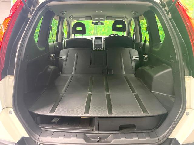 エクストレイル ２０Ｘ　ＳＤナビ　バックカメラ　ハーフレザーシート　全席シートヒーター　ドラレコ　ＥＴＣ　クルコン　純正１７インチアルミ　オートライト　オートエアコン　Ｂｌｕｅｔｏｏｔｈ　ＤＶＤ再生（21枚目）