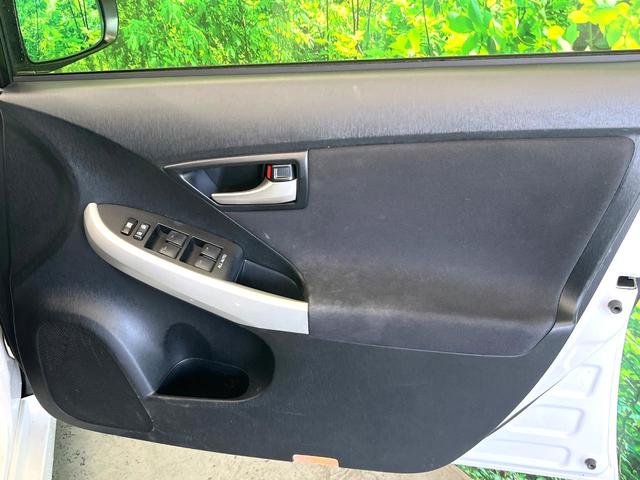 プリウス G バックカメラ ハーフレザーシート パワーシート スマートキー HIDヘッド ETC クルコン 純正15インチアルミ オートライト オートエアコン Bluetooth CD DVD再生 フルセグ(25枚目)