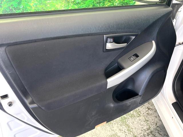 プリウス G バックカメラ ハーフレザーシート パワーシート スマートキー HIDヘッド ETC クルコン 純正15インチアルミ オートライト オートエアコン Bluetooth CD DVD再生 フルセグ(28枚目)