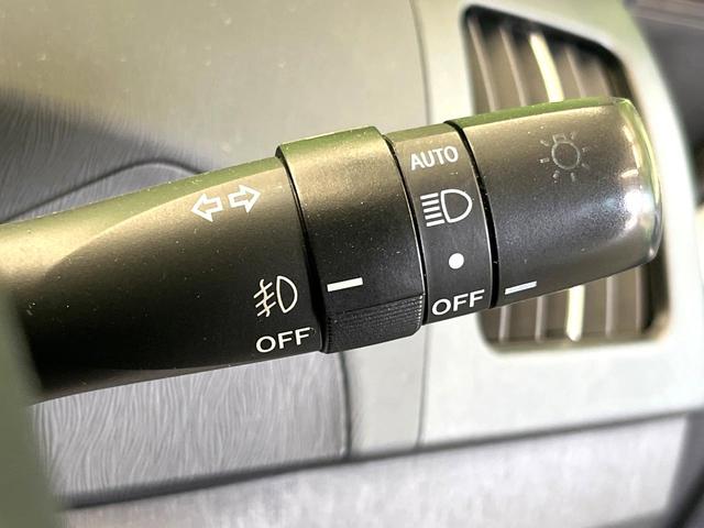 プリウス G バックカメラ ハーフレザーシート パワーシート スマートキー HIDヘッド ETC クルコン 純正15インチアルミ オートライト オートエアコン Bluetooth CD DVD再生 フルセグ(34枚目)