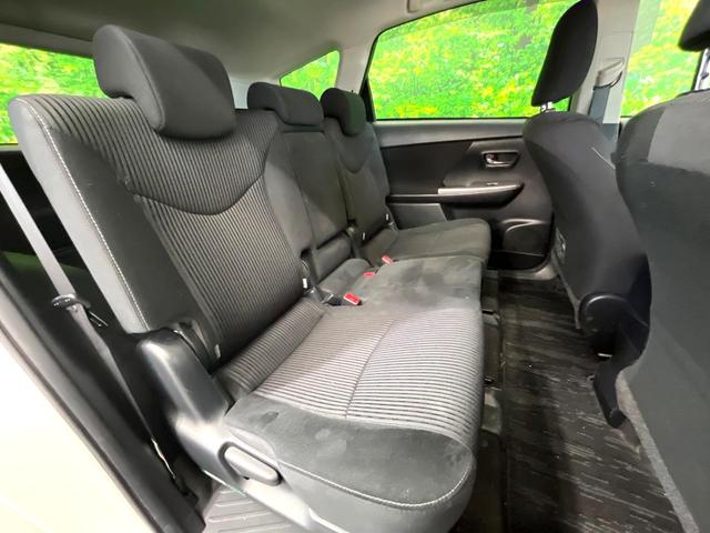 プリウスアルファ Ｓ　純正ＳＤナビ　バックカメラ　ドラレコ　スマートキー　ＬＥＤヘッドライト　ナビ連動ＥＴＣ　純正１６インチアルミ　オートライト　オートエアコン　Ｂｌｕｅｔｏｏｔｈ　ＣＤ　フルセグ　ＬＥＤフォグ（9枚目）