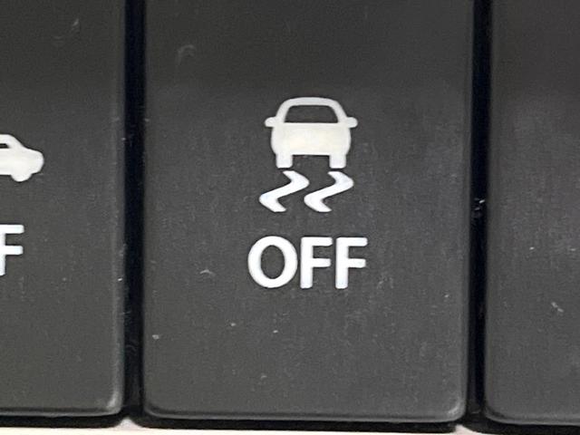 アルトラパン Ｓ　純正ＳＤナビ　全周囲カメラ　衝突被害軽減システム　シートヒーター　ＨＩＤヘッド　ビルトインＥＴＣ　オートライト　Ｂｌｕｅｔｏｏｔｈ　ＣＤ　フルセグ（6枚目）