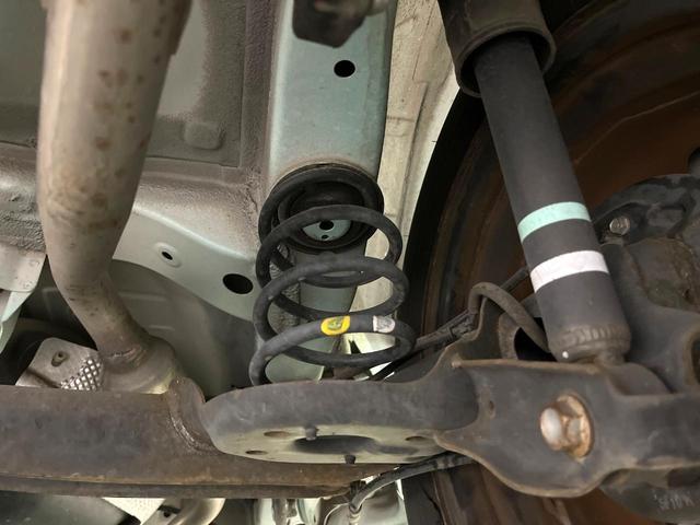 アルトラパン Ｓ　純正ＳＤナビ　全周囲カメラ　衝突被害軽減システム　シートヒーター　ＨＩＤヘッド　ビルトインＥＴＣ　オートライト　Ｂｌｕｅｔｏｏｔｈ　ＣＤ　フルセグ（17枚目）