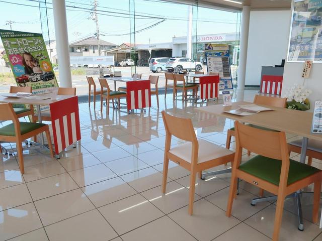 アルトラパン Ｓ　純正ＳＤナビ　全周囲カメラ　衝突被害軽減システム　シートヒーター　ＨＩＤヘッド　ビルトインＥＴＣ　オートライト　Ｂｌｕｅｔｏｏｔｈ　ＣＤ　フルセグ（67枚目）