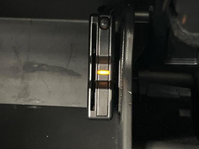 GR86 SZ MT車 SDナビ バックカメラ スマートキー LEDヘッド ビルトインETC クルコン オートライト オートエアコン Bluetooth CD DVD再生 フルセグ(7枚目)