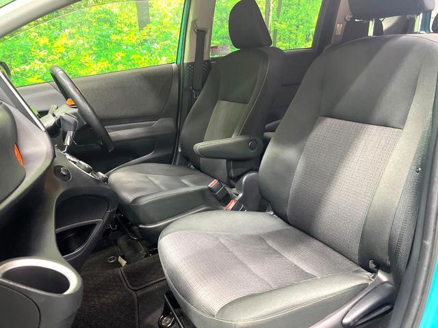 シエンタ G 両側電動ドア 純正SDナビ 全周囲カメラ 衝突被害軽減システム スマートキー LEDヘッド ETC オートハイビーム オートライト オートエアコン Bluetooth CD DVD再生 フルセグ(32枚目)