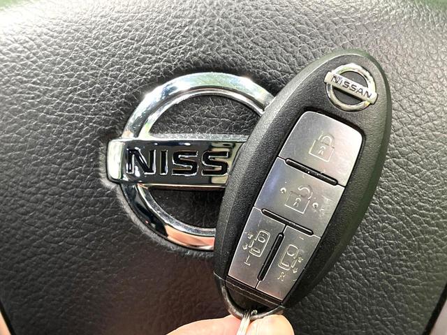 セレナ ハイウェイスター　Ｖセレクション　両側電動ドア　ＳＤナビ　後席モニター　バックカメラ　ＨＩＤヘッド　ＥＴＣ　クルコン　純正１６インチアルミ　オートライト　オートエアコン　Ｂｌｕｅｔｏｏｔｈ　ＣＤ　ＤＶＤ再生　フルセグ（8枚目）