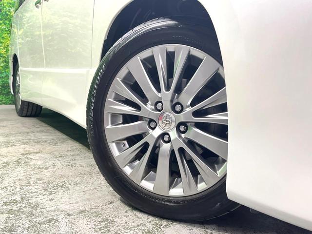 アルファード ２４０Ｓ　タイプゴールド　両側電動ドア　ＳＤナビ　後席モニター　バックカメラ　電動リアゲート　ハーフレザーシート　コーナーセンサー　スマートキー　ＨＩＤヘッド　ビルトインＥＴＣ　クルコン　純正１８インチアルミ　オートライト（12枚目）