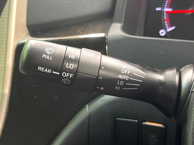 アルファード ２４０Ｓ　タイプゴールド　両側電動ドア　ＳＤナビ　後席モニター　バックカメラ　電動リアゲート　ハーフレザーシート　コーナーセンサー　スマートキー　ＨＩＤヘッド　ビルトインＥＴＣ　クルコン　純正１８インチアルミ　オートライト（21枚目）