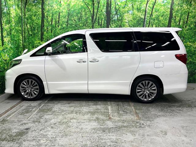 アルファード ２４０Ｓ　タイプゴールド　両側電動ドア　ＳＤナビ　後席モニター　バックカメラ　電動リアゲート　ハーフレザーシート　コーナーセンサー　スマートキー　ＨＩＤヘッド　ビルトインＥＴＣ　クルコン　純正１８インチアルミ　オートライト（42枚目）