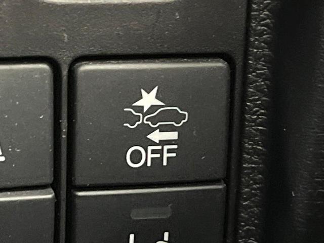 ヴェゼル ハイブリッドRS・ホンダセンシング 純正SDナビ バックカメラ 衝突被害軽減システム レーダークルーズ ハーフレザーシート コーナーセンサー スマートキー LEDヘッド ビルトインETC 純正18インチアルミ 車線逸脱警報(5枚目)