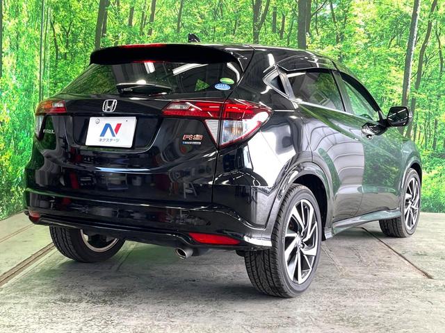 ヴェゼル ハイブリッドRS・ホンダセンシング 純正SDナビ バックカメラ 衝突被害軽減システム レーダークルーズ ハーフレザーシート コーナーセンサー スマートキー LEDヘッド ビルトインETC 純正18インチアルミ 車線逸脱警報(17枚目)