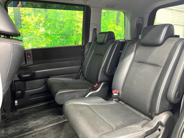 ステップワゴンスパーダ Ｚ　クールスピリット　両側電動ドア　ＳＤナビ　後席モニター　ハーフレザーシート　スマートキー　ＨＩＤヘッド　ＥＴＣ　クルコン　純正１７インチアルミ　オートライト　デュアルエアコン　Ｂｌｕｅｔｏｏｔｈ　ＣＤ　ＤＶＤ再生（32枚目）