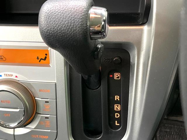 ハスラー Ｇ　衝突軽減装置　シートヒーター　スマートキー　ＨＩＤヘッド　ＥＴＣ　オートライト　オートエアコン　ＣＤ　アイドリングストップ（28枚目）