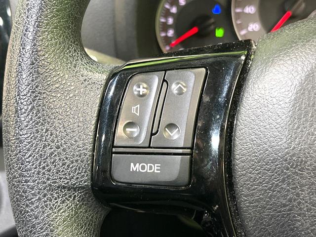 �y�X�e�A�����O�X�C�b�`�z�^�]���A�O������ڐ������炷���ƂȂ��A�I�[�f�B�I���̑��삪�\�ȕ֗��@�\�I���S�����K�ȃh���C�u�����o���Ă���܂���