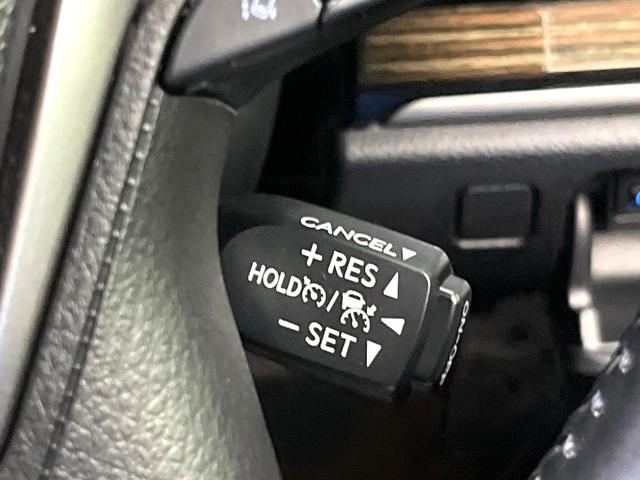 �y���[�_�[�N���[�Y�R���g���[���z�������H�ł̒��������s���y�ɁI�I�����ő��x��ۂN���[�Y�R���g���[�����A�Փˌy���V�X�e���ƘA�g���A�O���̎ԗ������m���ĎԊԂ�ۂ悤�ɑ��x���߂��Ă���܂��I�I