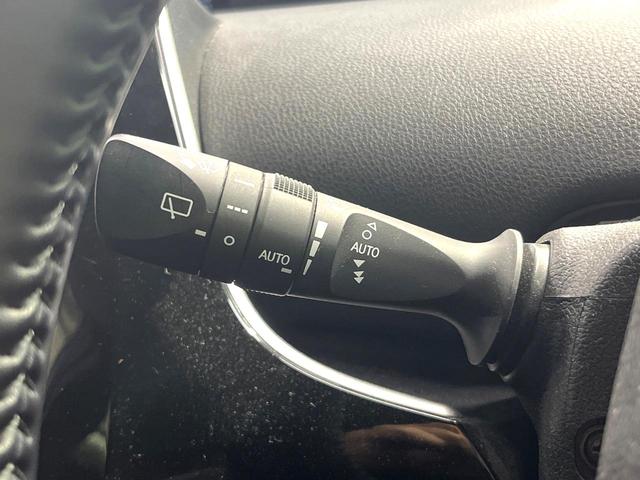 プリウス A 純正SDナビ 全周囲カメラ レーダークルーズ パワーシート ドラレコ コーナーセンサー LEDヘッド ETC2.0 オートエアコン Bluetooth CD フルセグ LEDフォグ(23枚目)