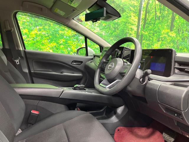 ノート Ｓ　全周囲カメラ　衝突被害軽減システム　コーナーセンサー　スマートキー　ＥＴＣ　オートハイビーム　車線逸脱警報　オートライト　オートエアコン　ＣＤ（32枚目）