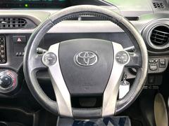 【ステアリングスイッチ】運転中、前方から目線をそらすことなく、オーディオ等の操作が可能な便利機能！安心＆快適なドライブを演出してくれます♪ 7