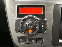 �ڥ����ȥ�������۰��٤����ߤβ��٤����ꤹ��С�����β��٤��Τ����̤䲹�٤�ư��Ĵ�����뤤�Ĵ����ĤȲ��٤⥹���å����򤹤�ɬ�פϤ���ޤ��󡣲�Ŭ�ʼ�����֤ˤ�ɬ�ܤε�ǽ�Ǥ��͢� 6