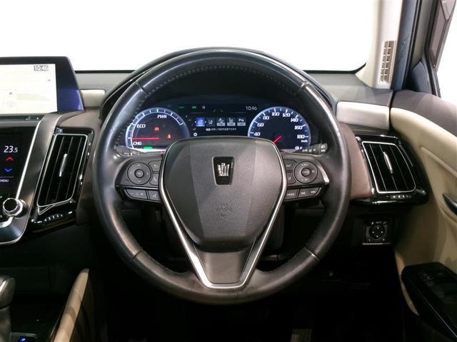 クラウンハイブリッド Ｓ　Ｃパッケージ　革シート　フルセグ　メモリーナビ　ＤＶＤ再生　ミュージックプレイヤー接続可　バックカメラ　衝突被害軽減システム　ＥＴＣ　ＬＥＤヘッドランプ　記録簿（5枚目）