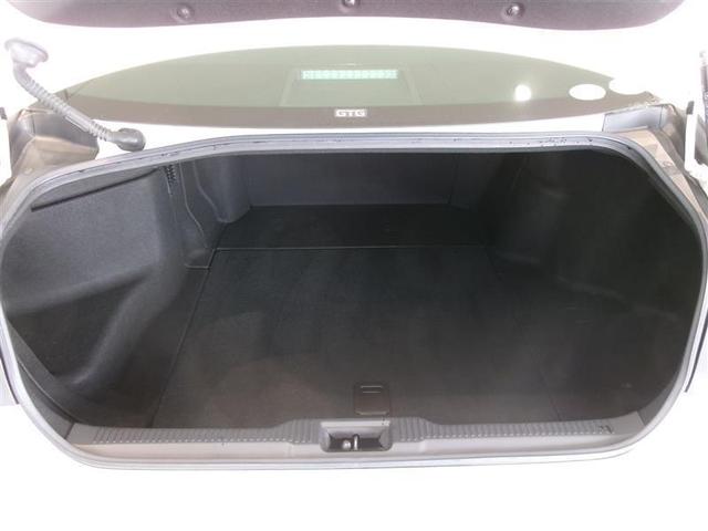 クラウンハイブリッド Ｓ　Ｃパッケージ　革シート　フルセグ　メモリーナビ　ＤＶＤ再生　ミュージックプレイヤー接続可　バックカメラ　衝突被害軽減システム　ＥＴＣ　ＬＥＤヘッドランプ　記録簿（17枚目）