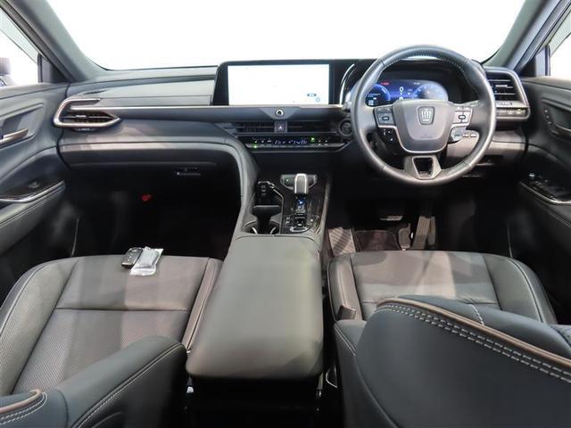 クラウンクロスオーバー Ｚ　革シート　４ＷＤ　フルセグ　メモリーナビ　ミュージックプレイヤー接続可　バックカメラ　衝突被害軽減システム　ＥＴＣ　ＬＥＤヘッドランプ（4枚目）