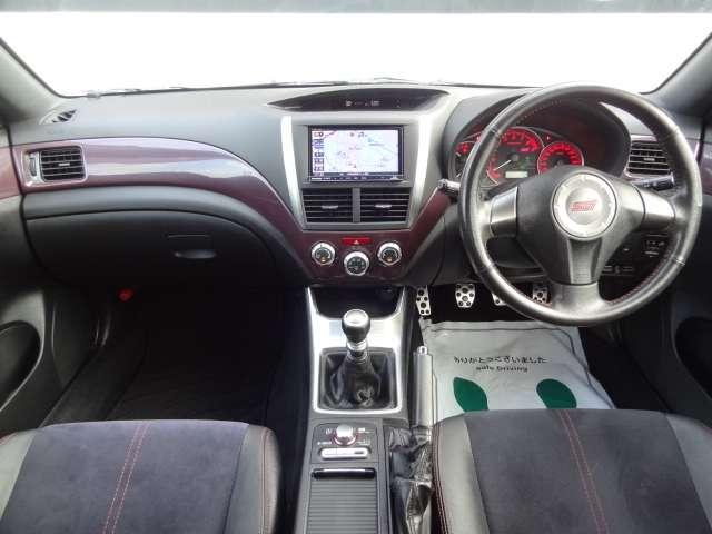 インプレッサ WRX STi 6速MT C型 タイベル交換済み リアスポイラー STIアルミホイール ブルーレイ視聴可社外ナビ TV Bluetooth ETC スマートキー ハーフレザーシート パワーシート オートエアコン(11枚目)