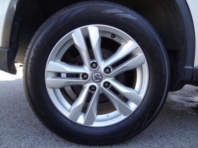 エクストレイル ２０ＧＴ　Ｓ　６速ＭＴ　後期最終型　２ＷＤ４ＷＤ切替　純正ナビ　ＴＶ　オートエアコン　オートライト　スマートキー　ＨＩＤヘッドライト　ルーフレール　純正アルミ　横滑り防止（28枚目）