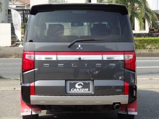 デリカＤ：５ Ｇ　パワーパッケージ　オーバーフェンダー　ＪＡＯＳマッドガード　カロッツェリア９インチナビ　全方位モニター　両側パワスラ　パワーバックドア　衝突軽減　レーンキープ　ブラインドスポットモニター　レーダークルーズ　シートヒータ（8枚目）