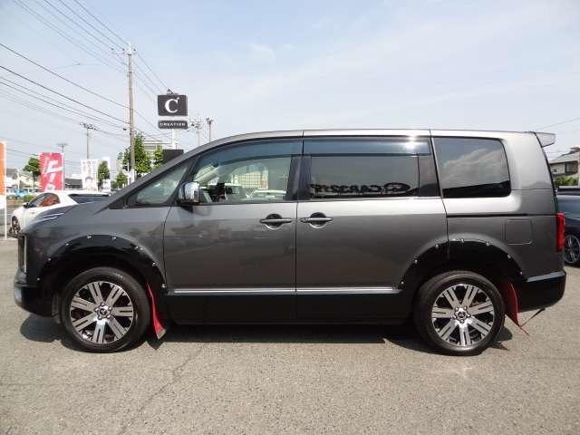 デリカＤ：５ Ｇ　パワーパッケージ　オーバーフェンダー　ＪＡＯＳマッドガード　カロッツェリア９インチナビ　全方位モニター　両側パワスラ　パワーバックドア　衝突軽減　レーンキープ　ブラインドスポットモニター　レーダークルーズ　シートヒータ（12枚目）