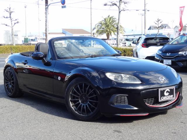 ロードスター ＲＳ　後期型　６速ＭＴ　ＡｕｔｏＥｘｅマフラー　ＡＤＶＡＮＲａｃｉｎｇアルミ　ＢＬＩＴＺ車高調　レザーシート　シートヒーター　ナビ　ＴＶ　Ｂｌｕｅｔｏｏｔｈ　ＥＴＣ　ステアリングリモコン　スマートキー（7枚目）